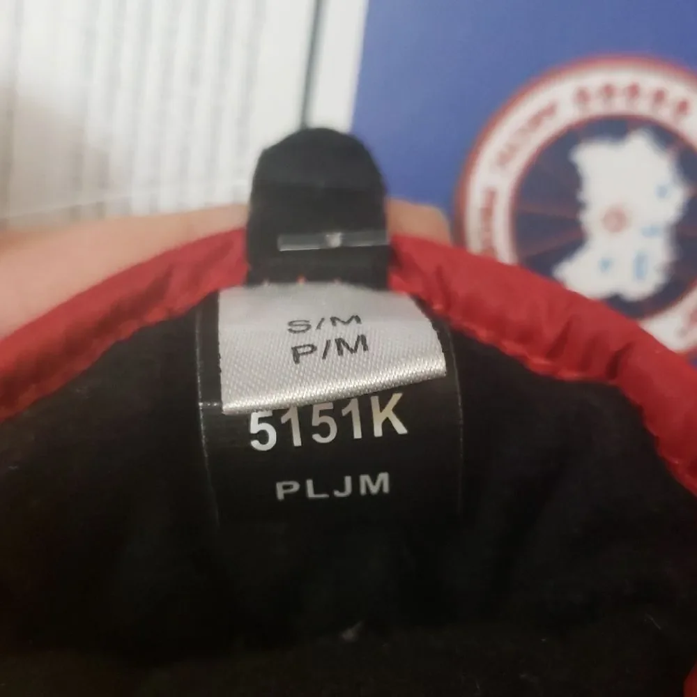 Canada Goose Red Kids Winter Down Ski Mittens Size Small NEW